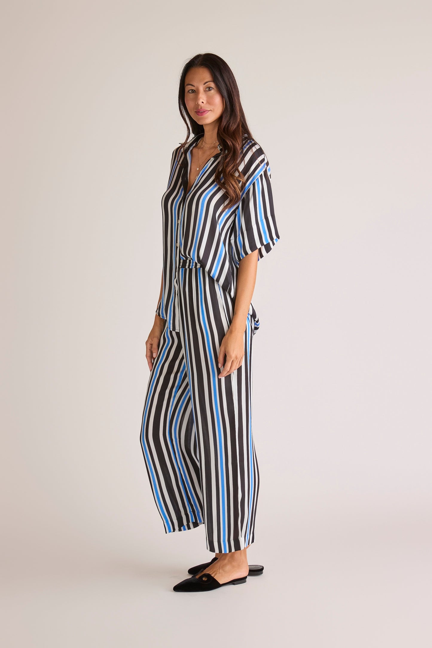 Solune Boyfriend Shirt — 90s inspired satin shirt